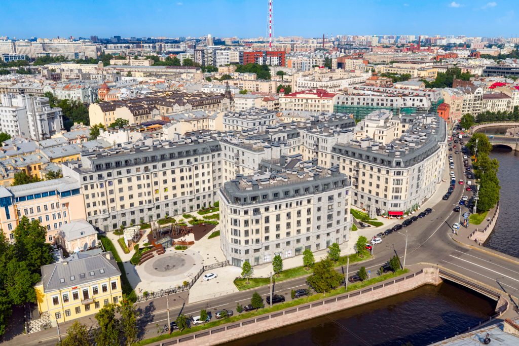 Рынок адаптируется, идет смена лидеров: как ПСК вошла в топ-3 петербургских застройщиков